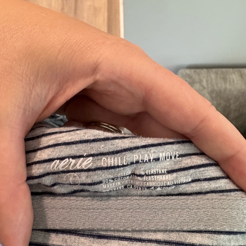 Aerie chill play, move cropped stripe tank top large - Picture 4 of 4